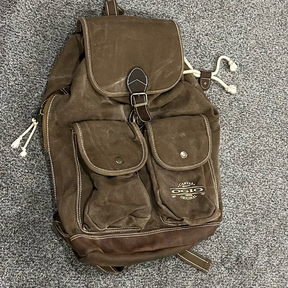 Vintage canvas & leather cinch OGIO backpack